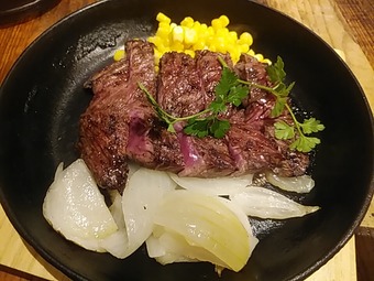神田の肉バル RUMP CAP 新橋店 ランチ ハラミステーキ