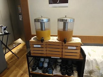 ドリンク 銀座ランチ 銀座朝食ラボ バイキング ホテルミュッセ