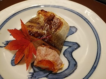 銀座 久兵衛 きゅうべえ 伊賀コース 焼物 カマス柚香焼き