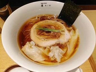 東京駅改札内 ラーメン 凛 りん グランスタ東京 わんたん醤油らぁ麺