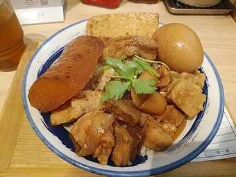 新橋ランチ 岡もと 岡本 特肉めし ニュー新橋ビル アークランド