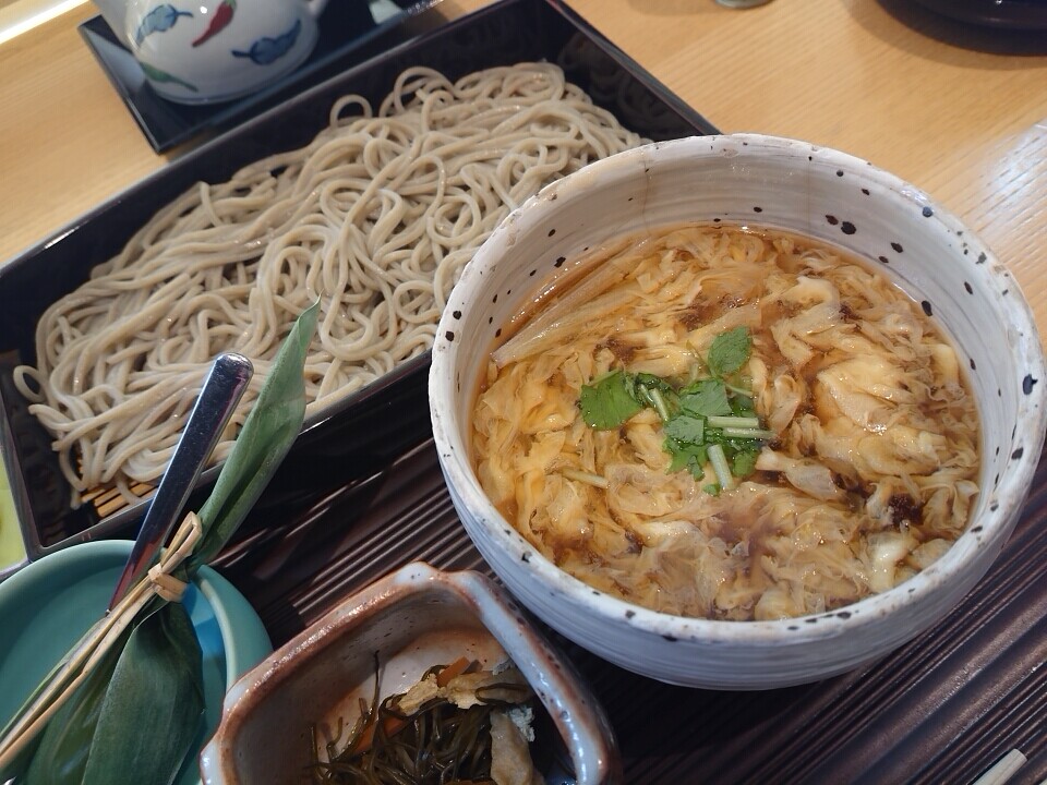 やっぱ久保田はいいわ 銀座 久保田 季節丼と蕎麦膳 美味い 1500円 汐留 新橋 銀座 B級 ランチ グルメ