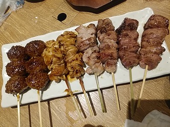 上州豚のやきとん盛合わせ あぶり清水 総本店別館 コース