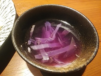 新橋ランチ 銀座ランチ ぶりす Bliss ブリス スープ 赤キャベツ