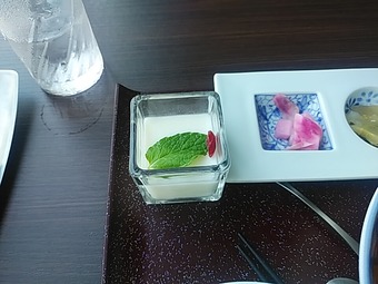 福満園 ふくまんえん 新橋店 ランチ陳麻婆豆腐 杏仁豆腐