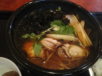 新橋ランチ 本陣房 ほんじんぼう 牡蠣南蛮蕎麦 新橋駅前ビル