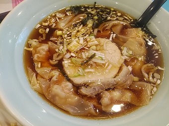 豊洲ランチ 豊洲市場 やじ満 雲呑 ワンタン