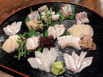 ��¤�������碌 �ɿ� ��¢����� ���ִ� ���֤��� ���