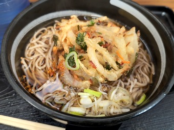 かき揚げそば かしわや 立ち食いそば東急東横線 世田谷線 三軒茶屋駅