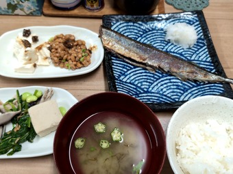 新橋駅前ビル いの吉 いのきち ランチ 食べ放題 バイキング