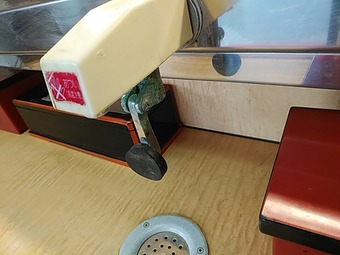 新橋 回転寿司一番 卓上お茶 醤油 新橋ランチ 新橋烏森口 駅前