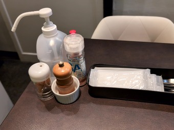 卓上アイテム 新橋 KitchenVAN キッチンバン おとな様ランチ
