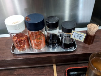 卓上薬味 神保町立ち食いそば 梅市 うめいち ドランク塚地