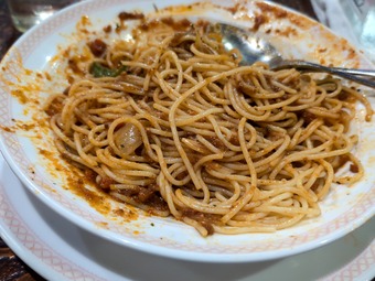 後半ボロネーゼパスタ 岩本町小伝馬町 アーモンドランチデカ盛り