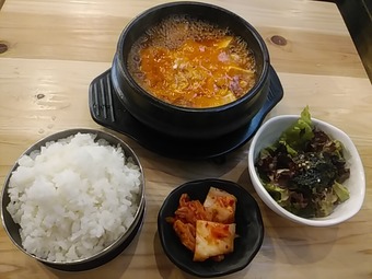 新橋ランチ 新橋駅前ビル 韓兵衛 かんべえ ランチ スンドゥブチゲ