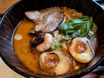 ジョーの海老拉麺 浜松町ランチ 東京海老酒場 案のジョー