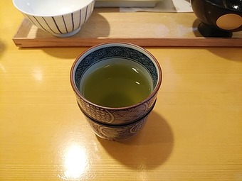 新橋漁亭ランチ 新橋りょうてい お茶