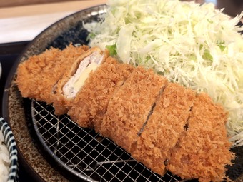 ロース重ねカツ定食チーズ 新橋汐留 とんかつ かつ花ランチ かつはな