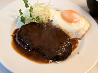 �ϥ�С����꿩 �쥹�ȥ������ ��¥��� ���Ϸ���ο���