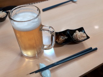 ビール お通し ふぐ煮凝り なずな 新橋居酒屋 ちょこっと料理