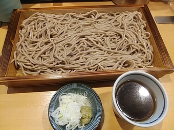 新橋ランチ 最上川 山形そば 板そば
