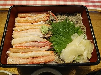 新橋 ももてなし家 ランチ 紅ずわい蟹重