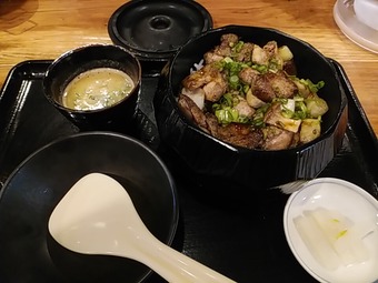 炭焼き鶏重 炭や 新橋店 ニュー新橋ビル 新橋ランチ