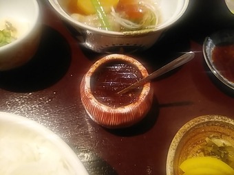 新橋 旧月 きゅうづき ランチ お刺身・煮物とせいろの定食 辛味噌