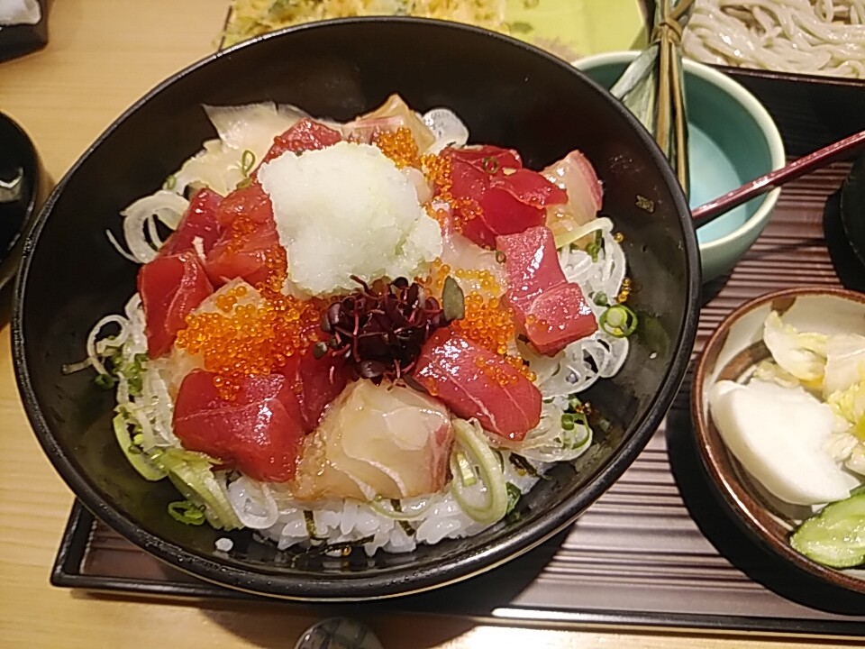 銀座久保田 季節丼とせいろ蕎麦膳 1400円 コスパ不満無し 美味い 汐留 新橋 銀座 B級 ランチ グルメ