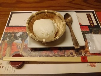 唐津川島豆腐店のざる豆腐 赤坂うまや うまや コース 呑み放題付き