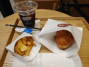 半熟卵ビーフシチュー 新橋駅構内 改札内 コッペ田島新橋 コッペパン