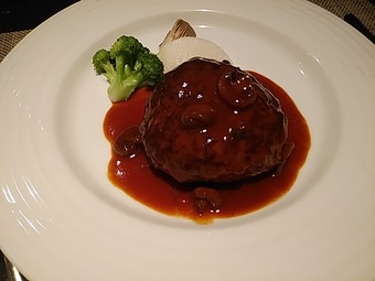 銀座ランチ コックアジル 特製ハンバーグ シャッスールソース