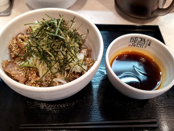 牛肉そばつけ麺 為セバ成ル なせばなる ジンコック裏
