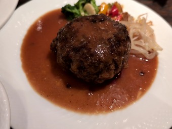 ハンバーグ コムギラボ ランチ 汐留新橋イタリア街 小麦ラボ