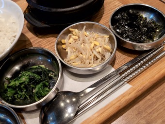 小鉢3 中山豆腐店 ニュー新橋ビル MIXスンドゥブ定食 新橋ランチ