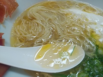 新橋ランチ 新橋ラーメン ドゥエイタリアン 生ハムフロマージュ