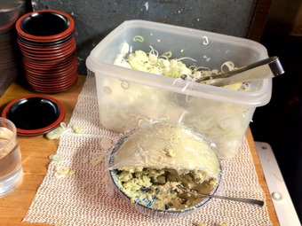 ねぎ わさび 京橋 恵み屋 路面 立ち食いそば名店