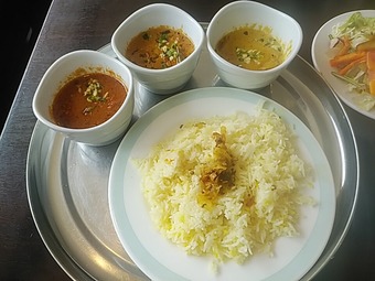 銀座インド料理カーンケバブビリヤニ 三種類のカレーランチ