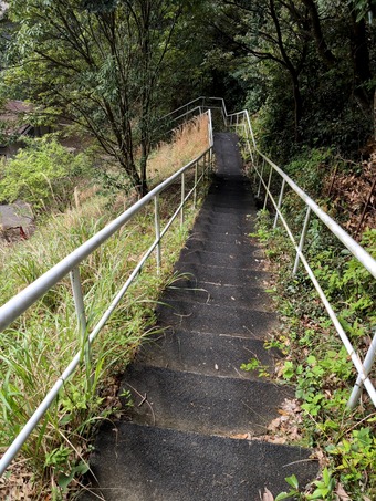 練習場 階段長い 長南カントリークラブ 小湊鉄道