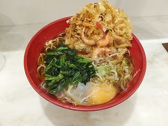 新宿駅構内 立ち食いそば箱根そば本陣 天玉そば