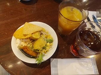 ミッレフィオーレ汐留ランチ サラダ ドリンクバー