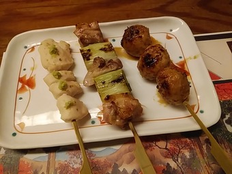 炭火焼き焼き鳥三種 赤坂うまや うまや コース 呑み放題付き