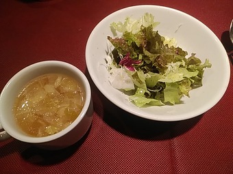 新橋ニコラス ピザランチ サラダ スープ