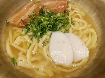 沖縄そば 沖縄そば専門店やんばる 汐留ランチ カレッタ汐留