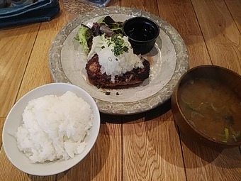 新橋ランチ 山本のハンバーグ ランチ 鬼おろしポン酢ハンバーグ