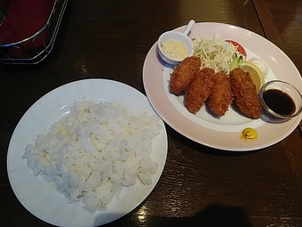 汐留 銀座ライオン カキフライランチ