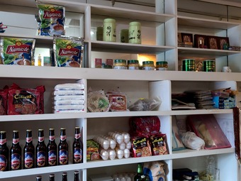 店頭販売 ネパール居酒屋シティマート 東京・西大島店