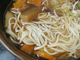 �������� ������ ���к� ���Ф��� ������󤽤� Ω���������� ϩ��