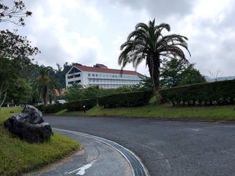 クラブハウスホテル 鴨川カントリークラブ昼飯付き激安 アコーディア