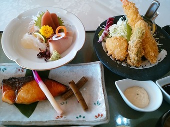 千葉 グレンオークス 昼飯 彩り御膳